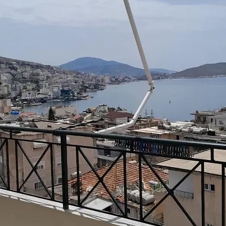 Liv Skyline Apartment *