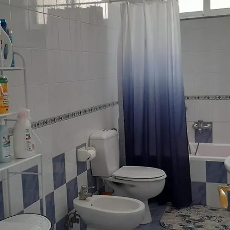 Liv Skyline Apartment